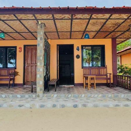 Mecaja Beach House Roxas  Exterior foto