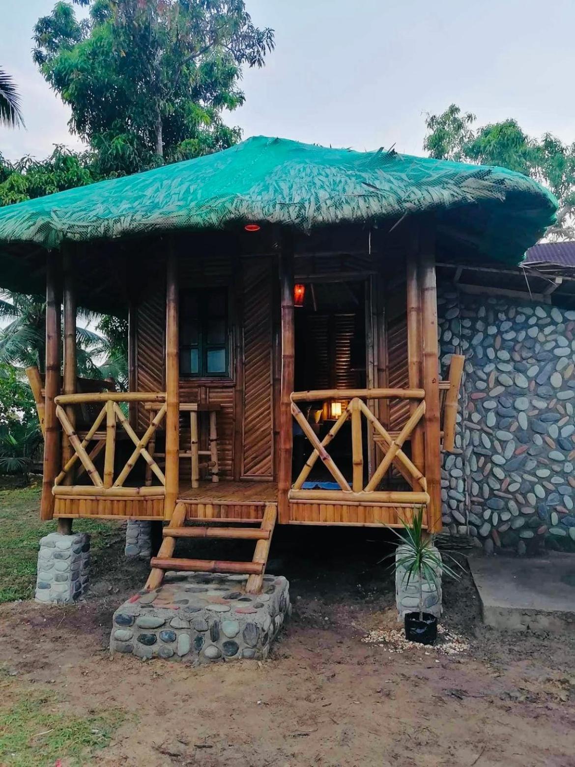 Mecaja Beach House Roxas  Exterior foto